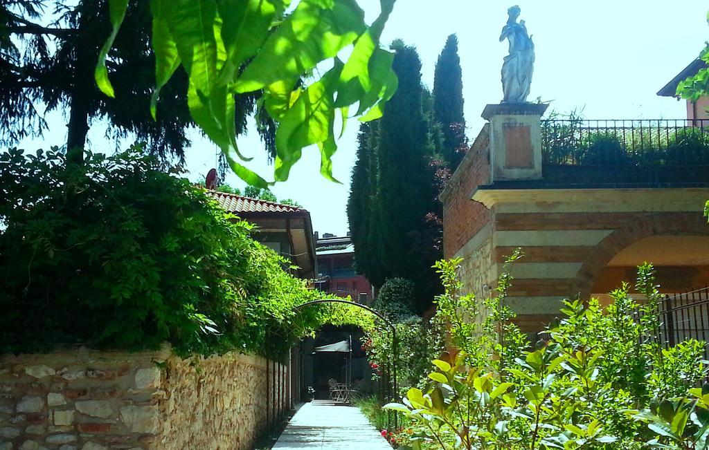 Corte Merighi Charming Rooms Verona Kültér fotó