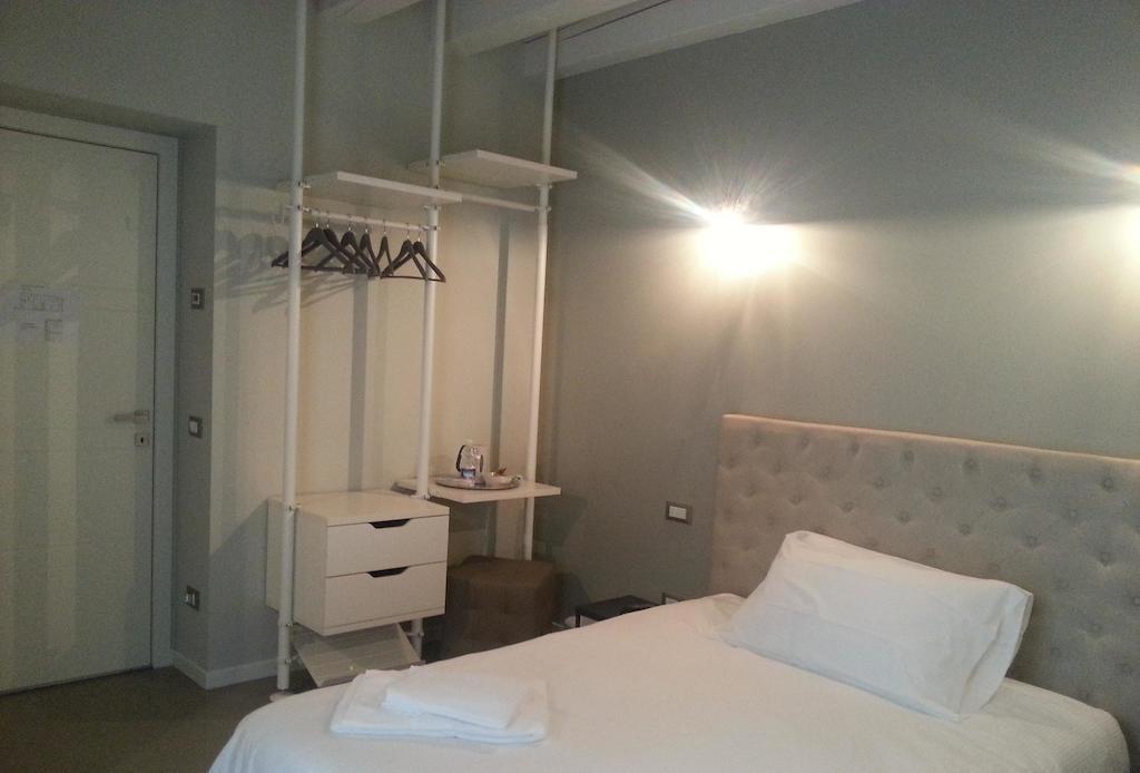 Corte Merighi Charming Rooms Verona Szoba fotó