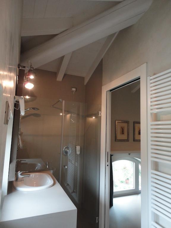 Corte Merighi Charming Rooms Verona Szoba fotó
