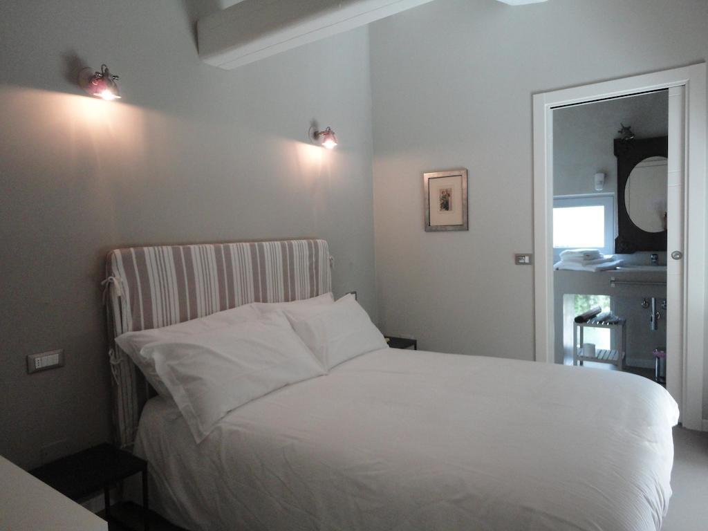 Corte Merighi Charming Rooms Verona Szoba fotó