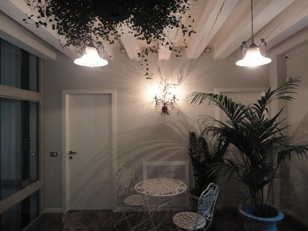 Corte Merighi Charming Rooms Verona Szoba fotó